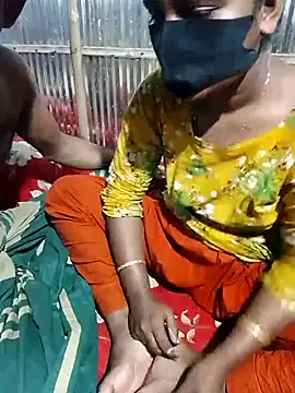 MONiSHA-moni-21 online show from November 8, 2025, 7:39 pm