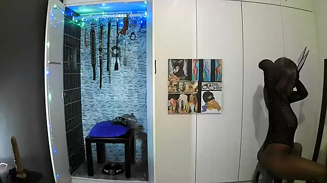 BaDSubMiss online show from September 23, 2025, 4:19 am