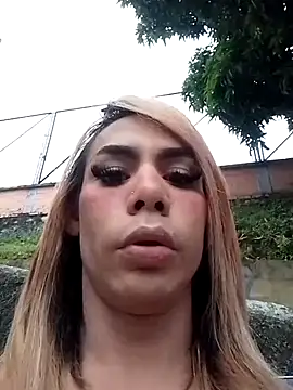 Snapshot of Daliana_Gounbolt chatting on September 27, 2025, 11:16 am Daliana Gounbolt online show from September 27, 2025, 11:16 am