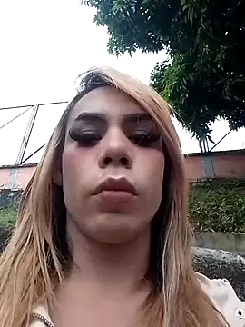 Snapshot of Daliana_Gounbolt chatting on September 15, 2025, 11:21 am Daliana Gounbolt online show from September 15, 2025, 11:21 am