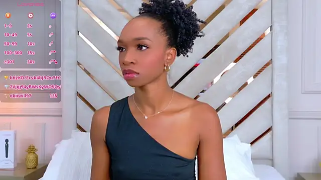 Snapshot of Agatha-Adams chatting on September 30, 2025, 2:01 pm Agatha-Adams online show from September 30, 2025, 2:01 pm