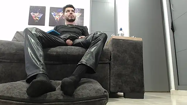 mackdaniels online show from April 3, 2026, 8:04 pm