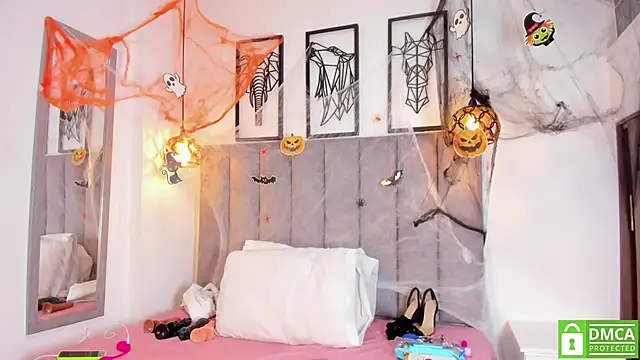 Gia Scott online show from October 21, 2025, 11:48 pm