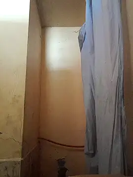 Ortiz3404 online show from November 12, 2025, 4:33 pm