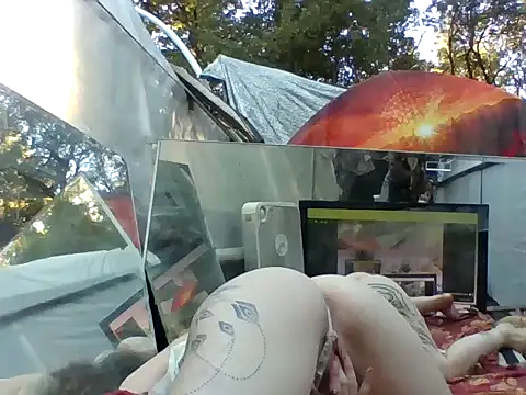 Snapshot of nolimitBackdoorman chatting on September 24, 2025, 12:40 am nolimitBackdoorman online show from September 24, 2025, 12:40 am