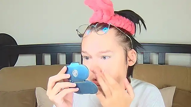 Derek Carter online show from December 5, 2025, 2:15 pm