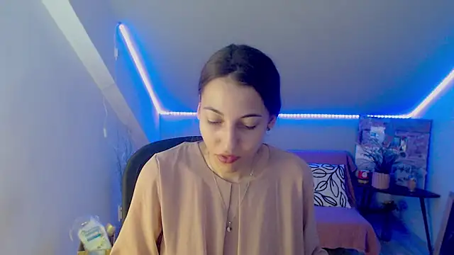 Snapshot of BonniePearson chatting on September 30, 2025, 6:36 pm BonniePearson online show from September 30, 2025, 6:36 pm