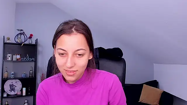 Snapshot of BonniePearson chatting on September 18, 2025, 5:54 am BonniePearson online show from September 18, 2025, 5:54 am