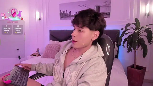 Jordan 24  online show from November 24, 2025, 9:59 pm