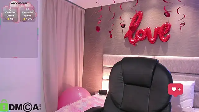 Arinextdoor online show from February 12, 2026, 2:44 am