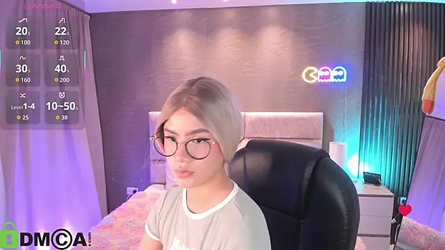 Arinextdoor online show from March 28, 2026, 9:16 pm