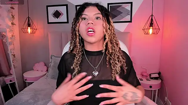 Baby  kitty  online show from October 15, 2025, 8:28 pm