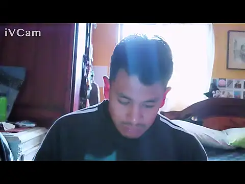 Snapshot of Mark97AE chatting on October 17, 2025, 9:16 pm Mark97AE online show from October 17, 2025, 9:16 pm