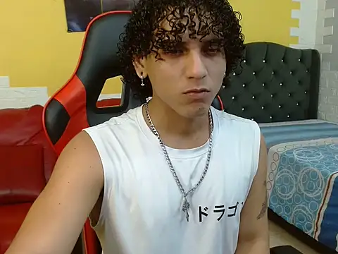 Xfire boy69 online show from October 4, 2025, 3:46 pm