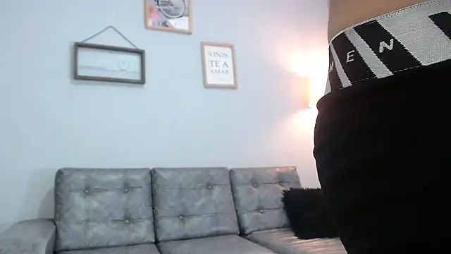 Xfire boy69 online show from October 18, 2025, 11:45 am