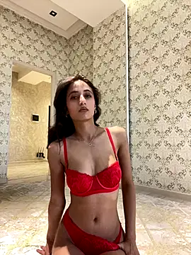 AriaXFlirt online show from September 15, 2025, 10:26 am