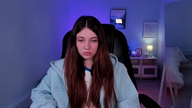 Snapshot of Kimmie_shine chatting on April 12, 2026, 9:34 am Kimmie shine online show from April 12, 2026, 9:34 am