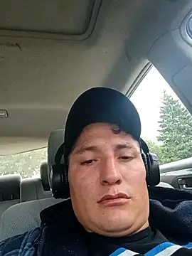 Zetaloco26 online show from October 25, 2025, 9:04 pm