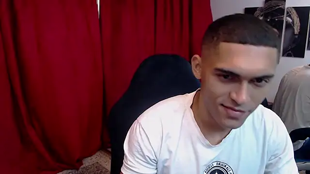 Snapshot of Derek_Storm_ chatting on September 29, 2025, 3:13 am Derek Storm  online show from September 29, 2025, 3:13 am