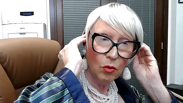 ROBY SWEETHOT online show from October 13, 2025, 9:27 pm