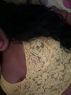 bianca090 online show from June 17, 2026, 5:23 pm