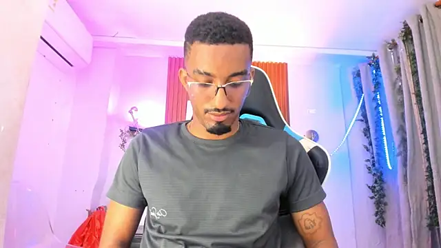 Darwin mayo online show from October 28, 2025, 5:34 pm