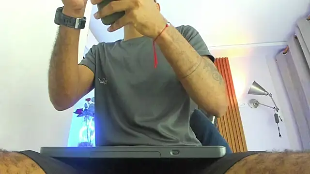 Snapshot of Darwin_mayo chatting on April 11, 2026, 5:38 pm Darwin mayo online show from April 11, 2026, 5:38 pm