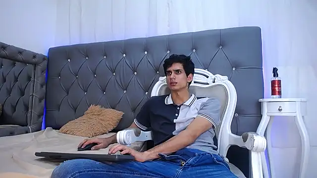 Snapshot of Sebalexis7 chatting on October 18, 2025, 2:46 am Sebalexis7 online show from October 18, 2025, 2:46 am