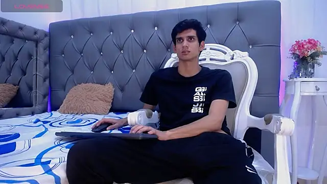 Snapshot of Sebalexis7 chatting on October 25, 2025, 3:17 am Sebalexis7 online show from October 25, 2025, 3:17 am