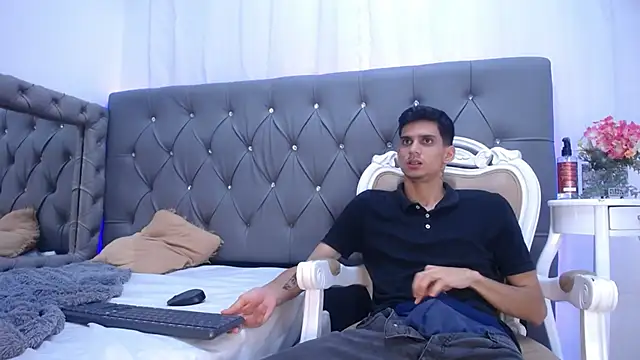 Snapshot of Sebalexis7 chatting on November 11, 2025, 3:23 am Sebalexis7 online show from November 11, 2025, 3:23 am