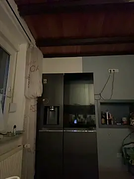 Snapshot of SweetTeenGirl chatting on November 10, 2025, 6:07 am SweetTeenGirl online show from November 10, 2025, 6:07 am