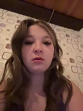 Snapshot of SweetTeenGirl chatting on November 13, 2025, 4:27 am SweetTeenGirl online show from November 13, 2025, 4:27 am