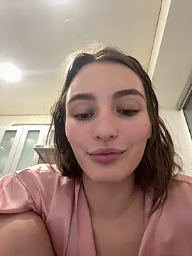 Snapshot of ZariaFlame chatting on November 18, 2025, 9:51 pm ZariaFlame online show from November 18, 2025, 9:51 pm