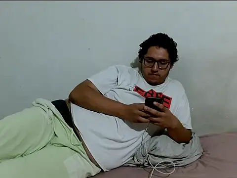 Snapshot of MeisanPaul chatting on October 2, 2025, 5:00 am MeisanPaul online show from October 2, 2025, 5:00 am