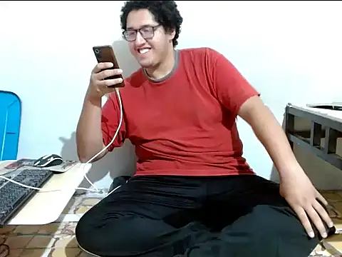 Snapshot of MeisanPaul chatting on October 24, 2025, 2:32 am MeisanPaul online show from October 24, 2025, 2:32 am