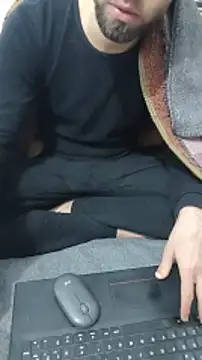 Snapshot of maher990 chatting on February 6, 2026, 8:27 pm maher990 online show from February 6, 2026, 8:27 pm