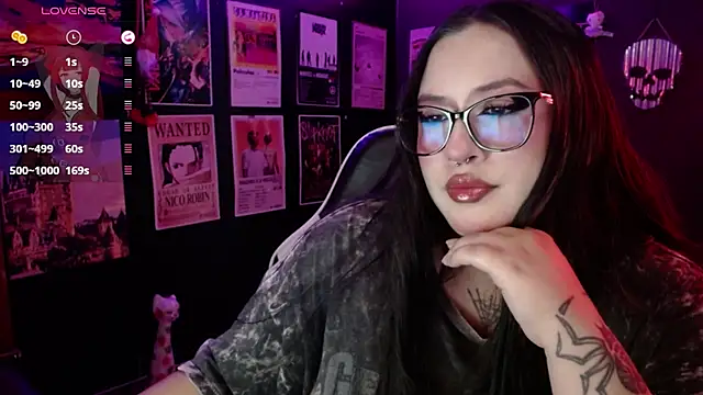 Ravendark  online show from July 24, 2026, 6:59 pm