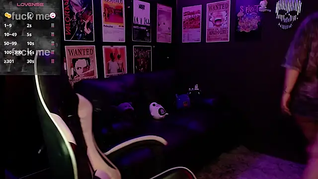 Ravendark  online show from November 6, 2025, 10:36 pm