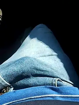 Alan131097 online show from September 30, 2025, 11:49 am