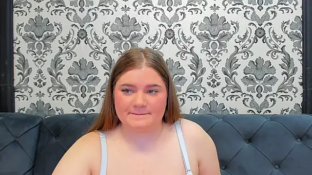 LissaBigTitts online show from February 10, 2026, 9:47 pm