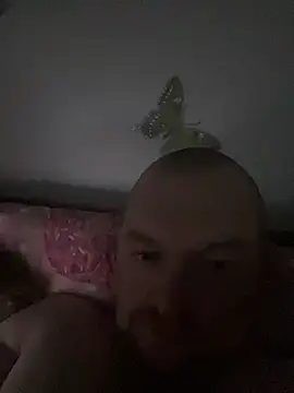 Snapshot of mikimakim chatting on April 30, 2026, 8:49 pm mikimakim online show from April 30, 2026, 8:49 pm