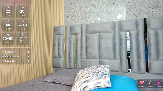 MySugarmoomy online show from October 22, 2025, 7:13 pm