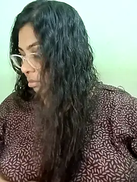 Snapshot of zara-mallus chatting on September 21, 2025, 5:18 pm zara-mallus online show from September 21, 2025, 5:18 pm