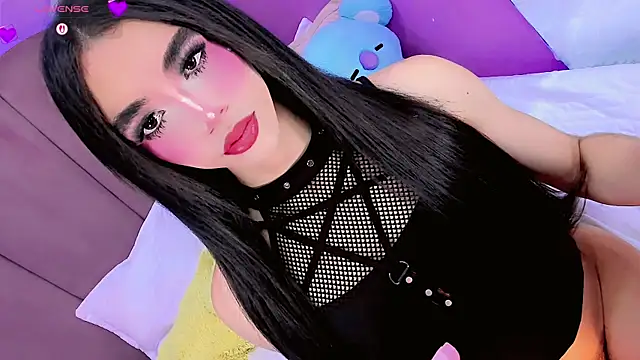 ShantyMillan online show from May 17, 2026, 1:11 pm