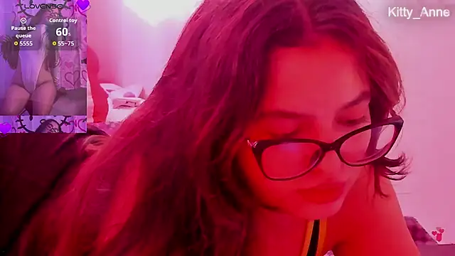 Kitty Anne online show from October 28, 2025, 7:46 pm