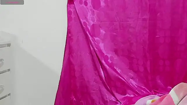 Kitty Anne online show from October 19, 2025, 12:24 am