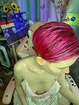 Snapshot of Fuzzy_Unicorn chatting on July 3, 2026, 11:39 am Fuzzy Unicorn online show from July 3, 2026, 11:39 am
