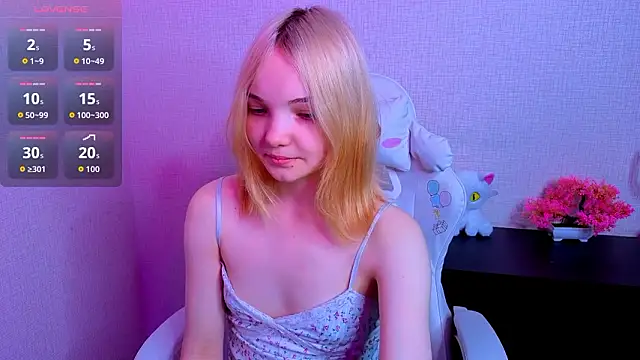 AnimeAlica18 online show from February 1, 2026, 3:49 am