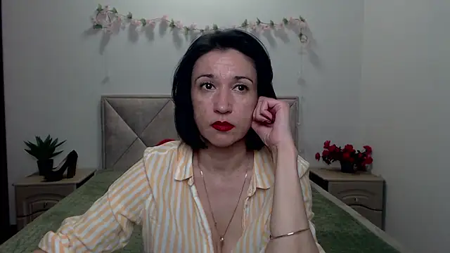 Snapshot of CameronEnns chatting on May 7, 2026, 12:08 pm CameronEnns online show from May 7, 2026, 12:08 pm