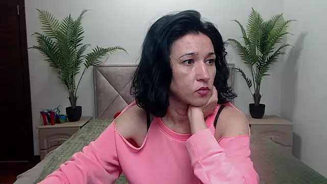 Snapshot of CameronEnns chatting on November 28, 2025, 1:22 pm CameronEnns online show from November 28, 2025, 1:22 pm